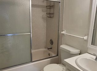 4172 Inverrary Dr APT 301, Lauderhill, FL 33319