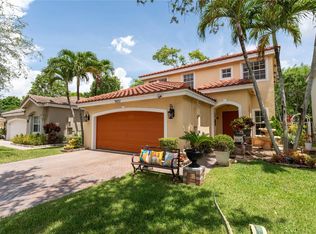 4053 Crescent Creek Dr, Coconut Creek, FL 33073