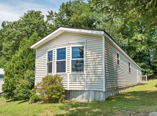 290 Calef Hwy UNIT A17, Epping, NH 03042