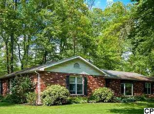 55 Azalea Dr, Hershey, PA 17033
