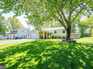 2138 Shetland Dr, Warrington, PA 18976