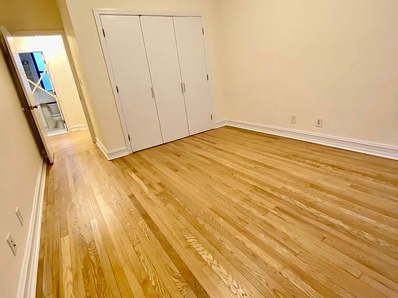 5th image of 235 E 46th St APT 4B