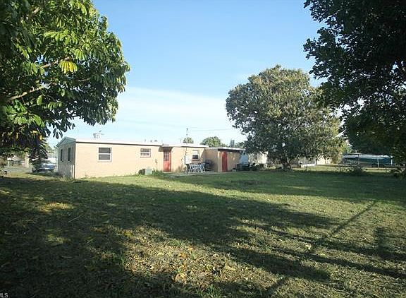 3rd image of 4957 Orange Grove Blvd
