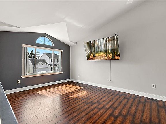 5th image of 37660 N Butler Cir