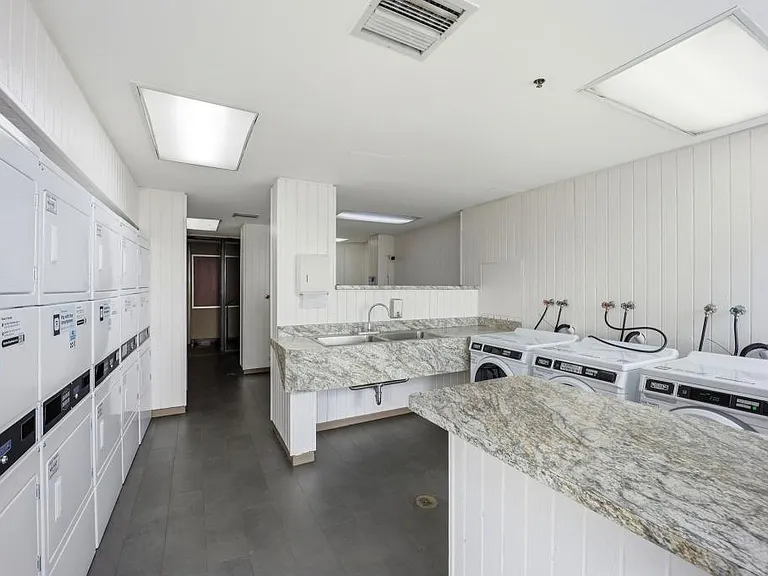 1625 Larimer St #1001 — Photo 48