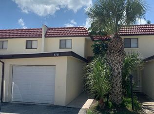 8721 Lantana Ct, Cape Canaveral, FL 32920
