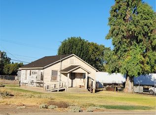 3977 S Santa Fe Ave, Le Grand, CA 95333
