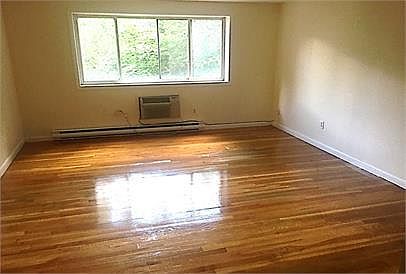 2nd image of 255 Elm St #11307426