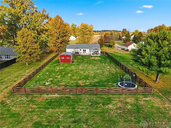 4th image of 9255 Arrowcreek Dr