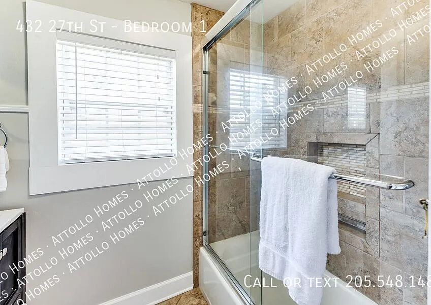 All-Inclusive Bedroom - Crimson Villa - Bedroom #1 - Near UA Campus — Photo 4