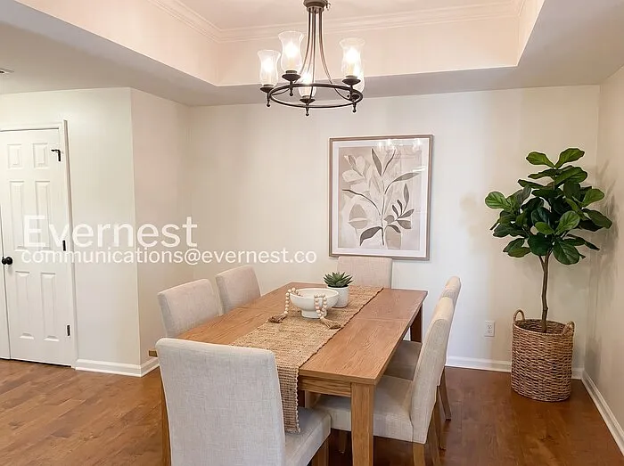 2 bed, 2.0 bath, 1218 sqft, $2,200 — Photo 2