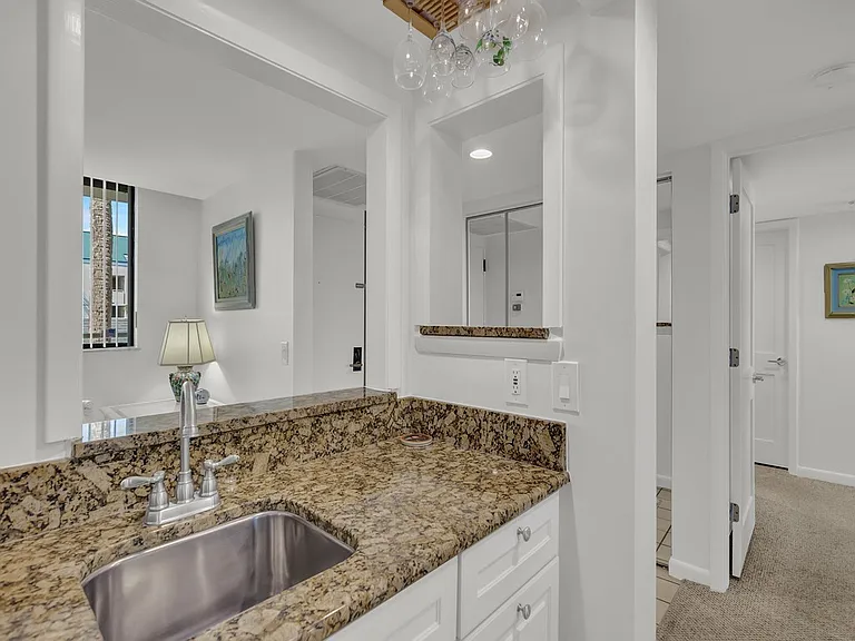 1840 Tarpon Ln #D202 — Photo 13