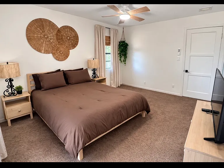 10126 Colwell Dr — Photo 12
