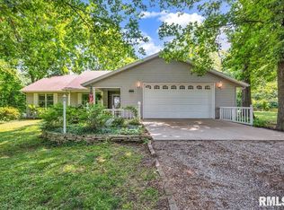 656 Coon Creek Rd, Metamora, IL 61548