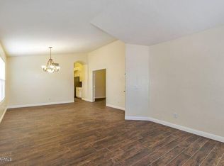10213 W Daley Ln, Peoria, AZ 85383