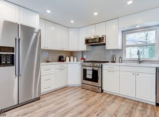 73 Walnut St, Livingston, NJ 07039