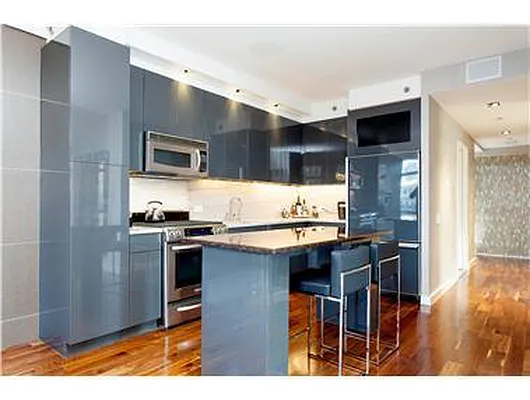 Rented by Douglas Elliman | media 14