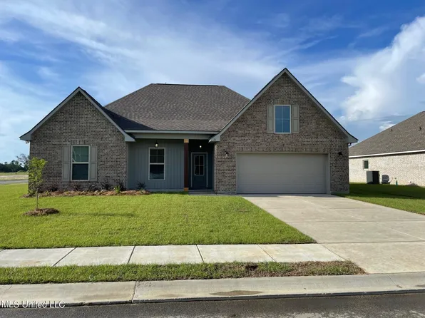 21 Alexandria Grace Dr, Long Beach, MS 39560