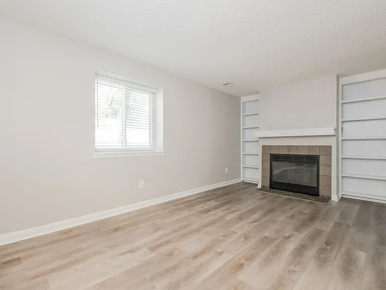 5763 S Quatar Cir — Photo 10