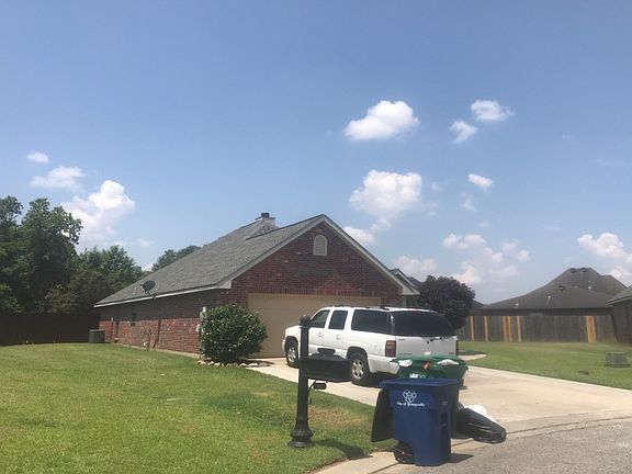 3rd image of 110 Quiet Meadows Cir