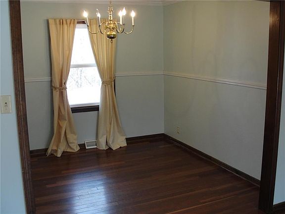 Dining room with cherry floors