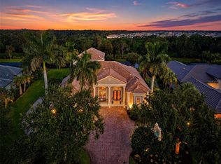3360 Founders Club Dr, Sarasota, FL 34240