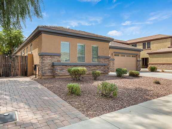 3rd image of 11925 W Monte Lindo Ln