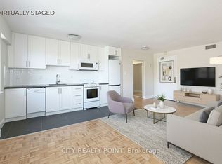 95 Lawton Blvd #304, Toronto, ON M4V 1Z8