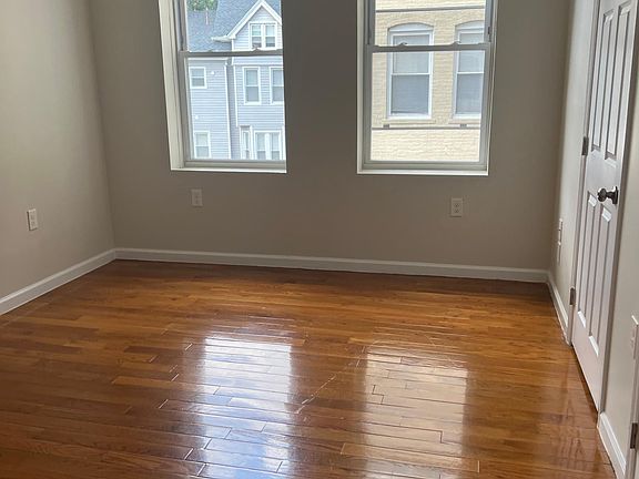 2nd image of 169 N Grove St #2A