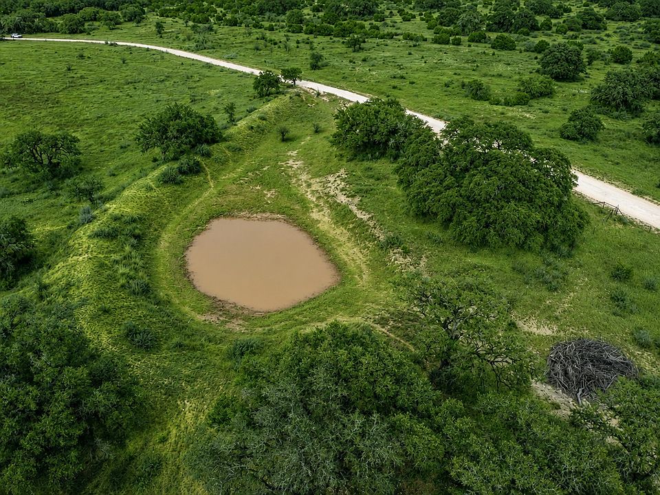 1st image of 0000 Little Dry Frio