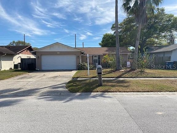 2nd image of 1939 Hastings Ln