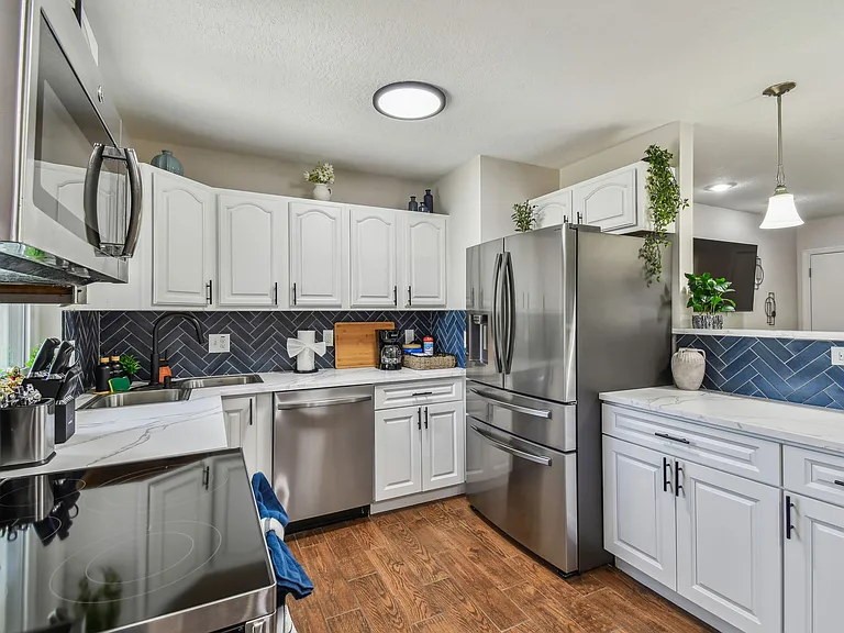 8611 Driftwood Dr — Photo 33