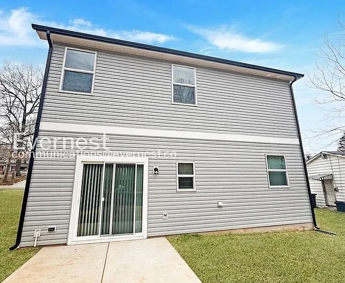 1823 Bristol Rd — Photo 10