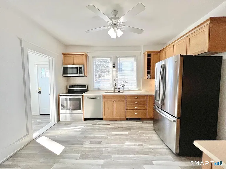 28 Wessels Pl #1 — Photo 12