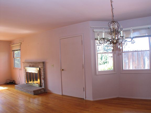 3rd image of 2512 Los Amigos St