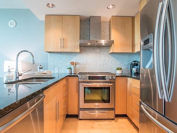 3rd image of 300 Bowie St APT 2904