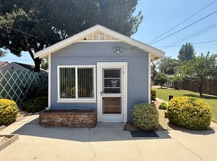 914 1/2 College Ave, Redlands, CA 92374