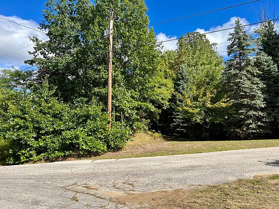 2nd image of 9749 Karen Ct