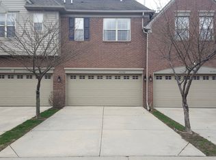41352 N Maplewood Dr #66, Canton, MI 48187
