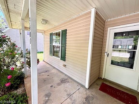 4th image of 3400 Tinley Park Dr