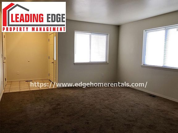 5th image of 590 Lowell Ct