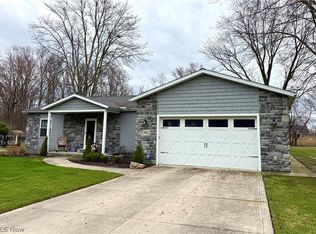 38612 Bell Rd, Willoughby, OH 44094