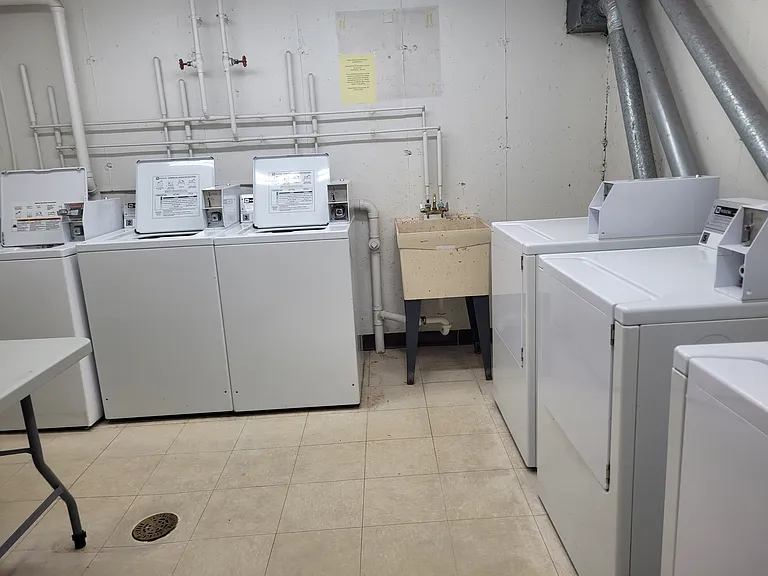 Downstairs laundry. There is a washer/dryer unit inside the unit, so this one would only be used either if you have a lot of laundry to do simultaneously or the washer/dryer inside the unit were to break and you needed a short-term laundry option.