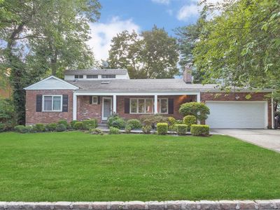 40 Radnor Rd, Great Neck, NY, 11023
