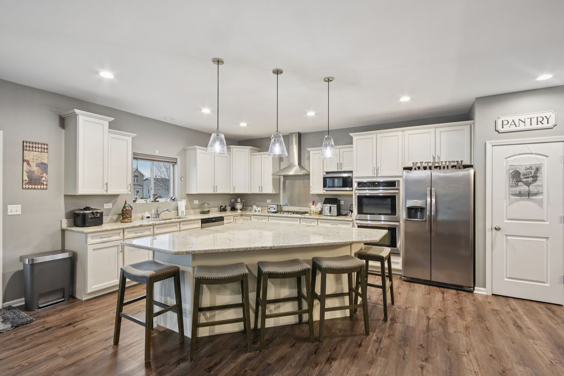 next background image