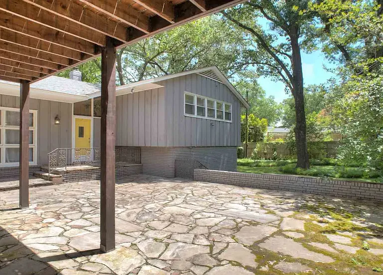 4261 Waymar Dr — Photo 14