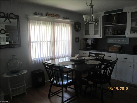 3rd image of 250 Hamlin Dr