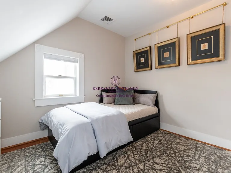 26 Clark St #B — Photo 18