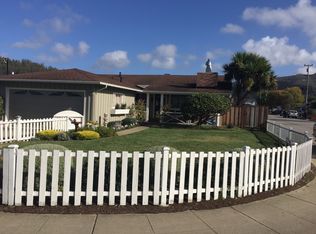 833 Iris Ct, Pacifica, CA 94044