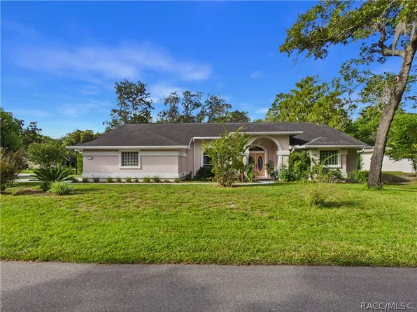 1 Salvia Ct W, Homosassa, FL 34446